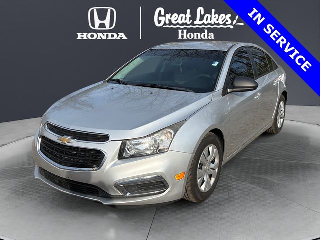 Silver Ice Metallic 2015 Chevrolet Cruze LS Sedan FWD Sedan Front-Wheel Drive 6-Speed Automatic Overdrive