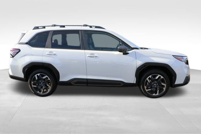 2025 Subaru Forester Limited 17