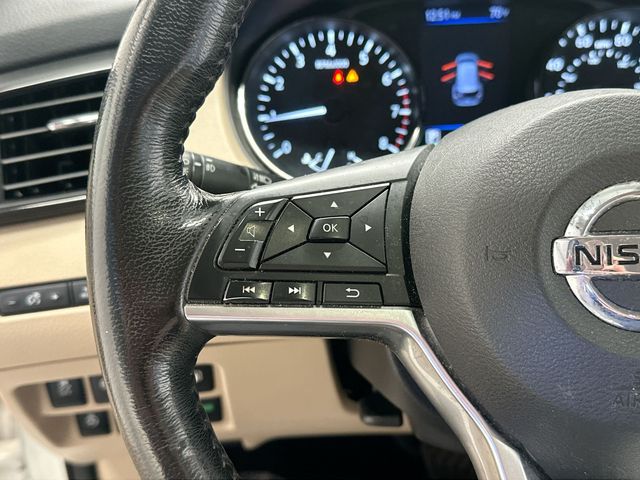 2018 Nissan Rogue SL White at Audi Porsche Sewickley