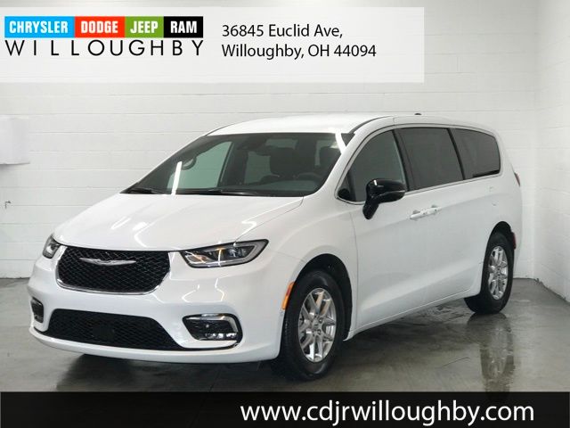 2025 Chrysler Pacifica for sale in Cleveland, Ohio