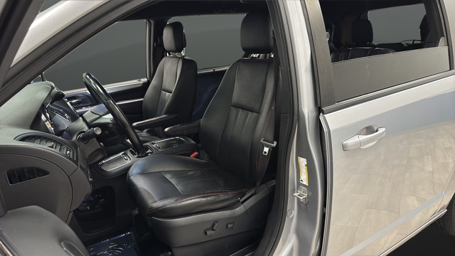 Used 2019 Billet Silver Metallic Clearcoat Dodge GT image 9