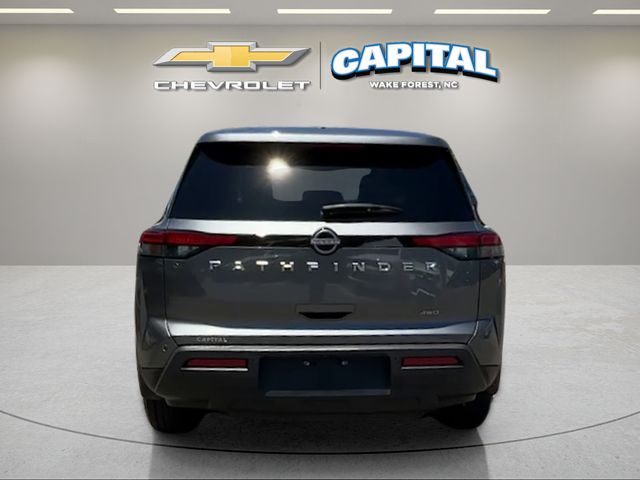 Used 2023 Gray Nissan S image 4
