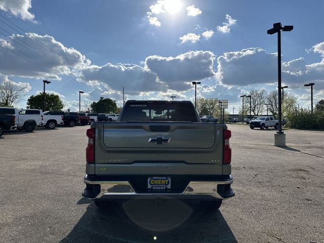 2024 Chevrolet Silverado 1500 LTZ photo