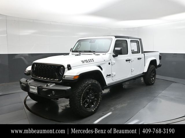 Bright White Clearcoat 2024 Jeep Gladiator Pickup Truck Four-Wheel Drive 8-Speed Automatic