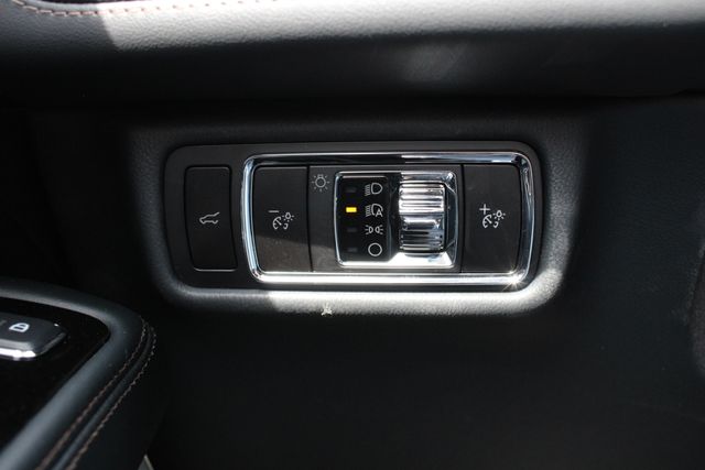 New 2026 Black Lincoln Reserve image 10