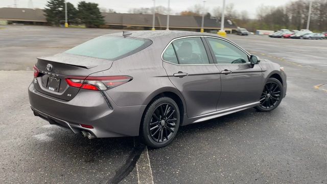 2022 Toyota Camry SE 8