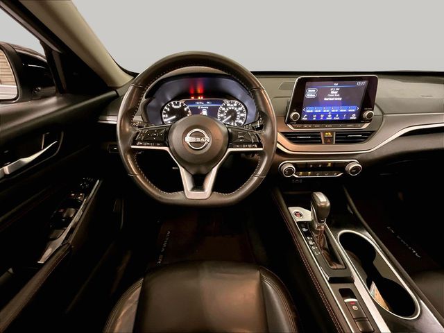 2023 Nissan Altima 2.5 SR Gray at Luther Ford