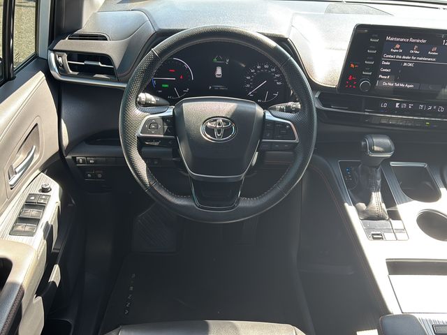 Used 2022 Toyota Sienna Van