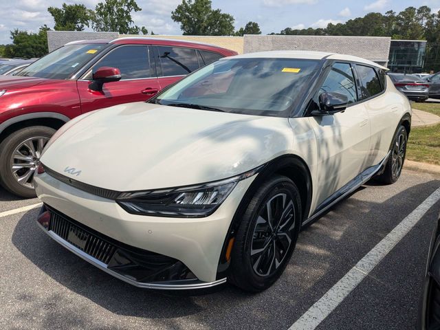 2022 Kia EV6 Wind AWD's photo