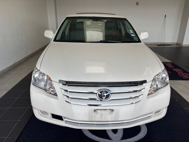 2007 Toyota Avalon XL White at Emmons Autoplex