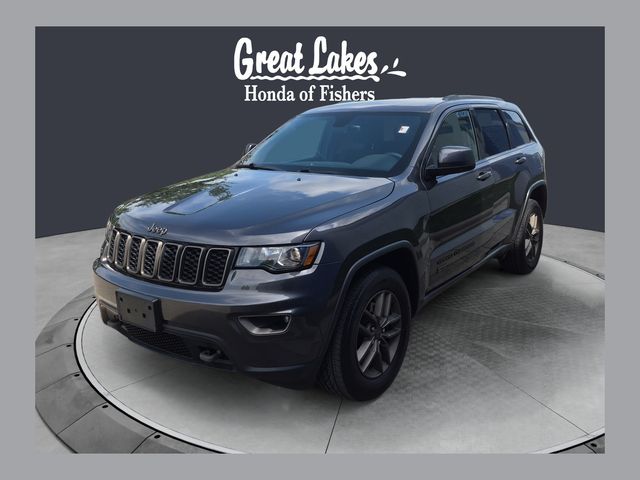 Gray (Granite Crystal Metallic Clearcoat) 2017 Jeep Grand Cherokee SUV / Crossover Four-Wheel Drive 8-Speed Automatic