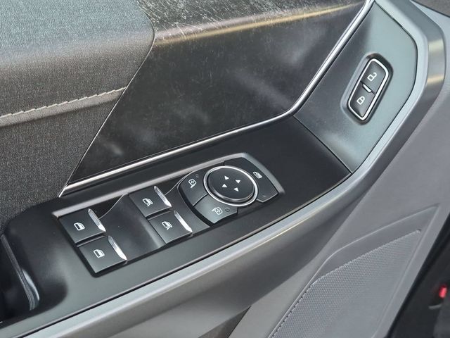 Used 2024 White Ford XLT image 12