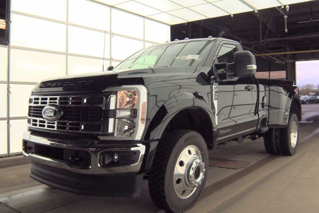 2026 Ford F-450 XLT 4x4 Regular Cab 8' Box DRW's photo