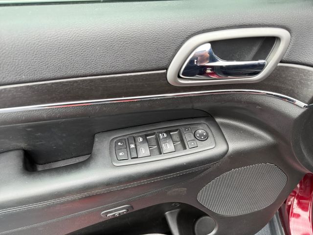 2018 Jeep Grand Cherokee Limited - Velvet exterior view 9
