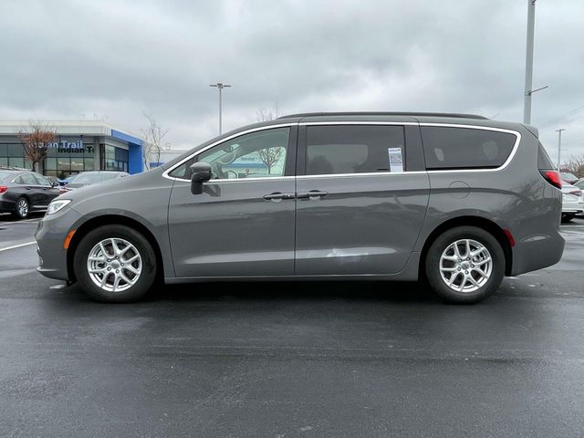 2022 Chrysler Pacifica Touring L 7