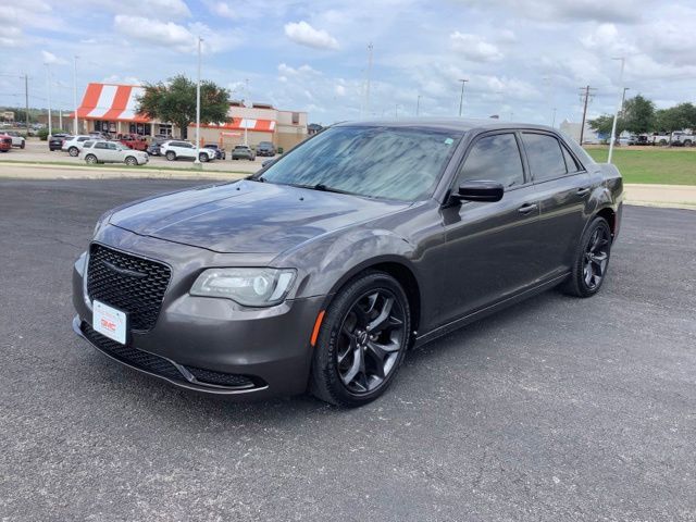 2020 Chrysler 300 Touring RWD