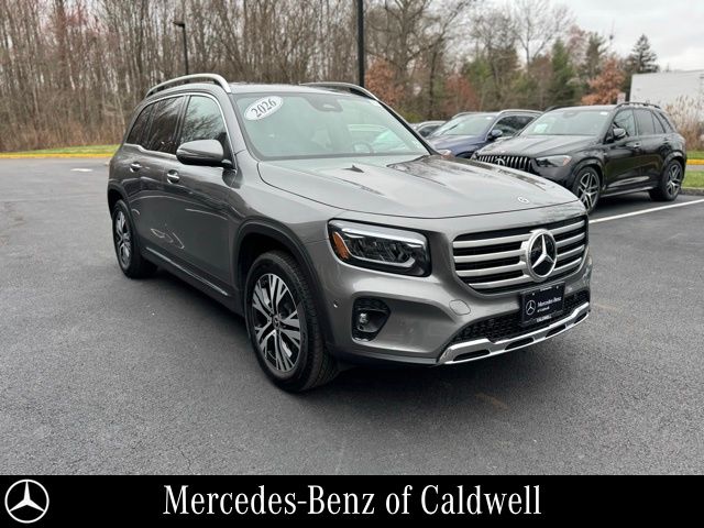 2026 Mercedes-Benz GLB GLB 250 4MATIC's photo