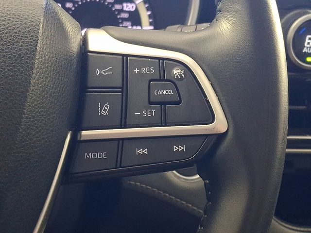 Used 2023 Toyota Highlander SUV