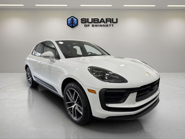 2025 Porsche Macan Base - Photo 7