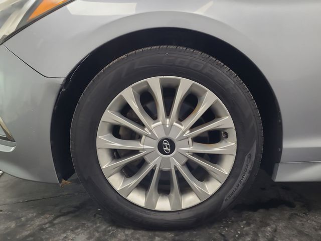 2015 – Hyundai – Sonata