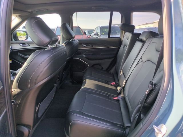 new 2026 Jeep Grand Cherokee car, priced at $46,250