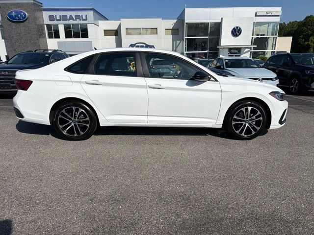 White 2025 Volkswagen Jetta Sedan Front-Wheel Drive 8-Speed Automatic