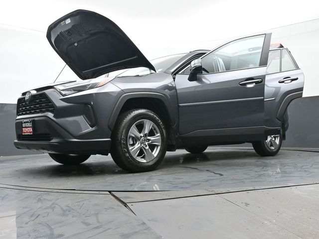 2024 Toyota RAV4 XLE 46