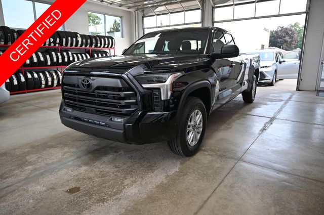 Midnight Black Metallic 2026 Toyota Tundra Pickup Truck Four-Wheel Drive Automatic