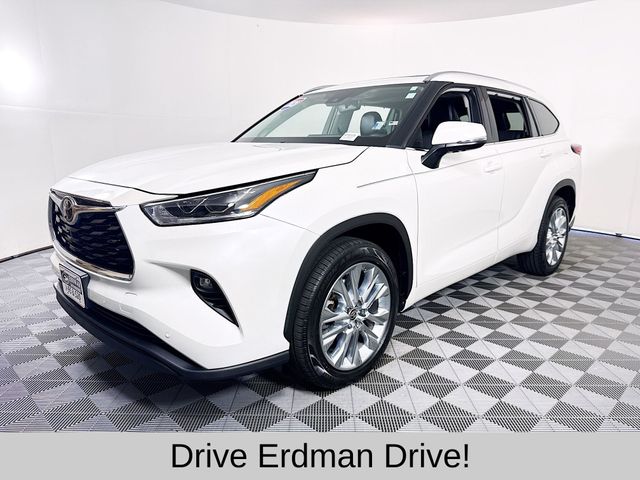 Used 2021 Toyota Highlander SUV