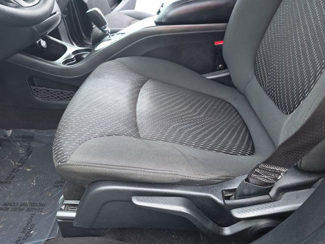 Used 2018 Gray Dodge SE image 30