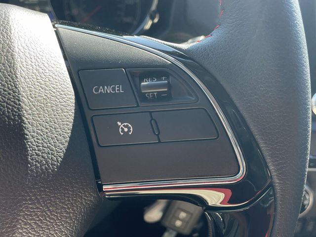 Certified Used 2024  Mitsubishi 2.0 LE image 30