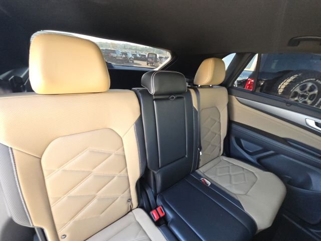 2024 Volkswagen Atlas Cross Sport 2.0T SE w/Technology:45688B