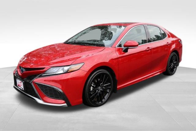 2023 Toyota Camry Hybrid XSE 26