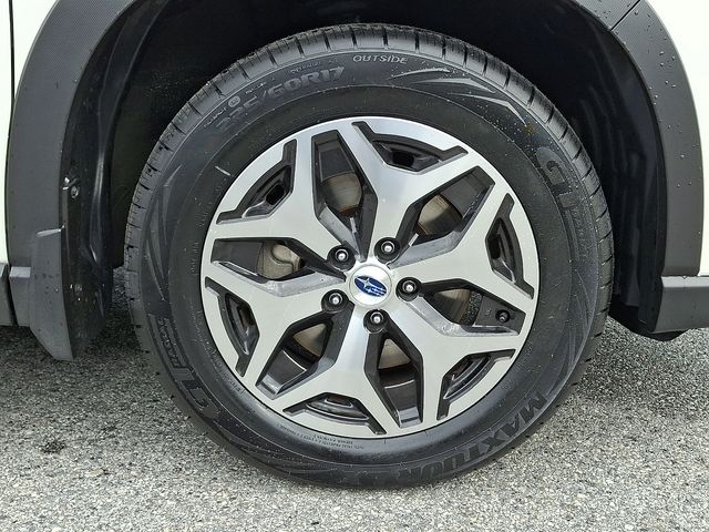 2023 Subaru Forester Premium White at South Hills Kia