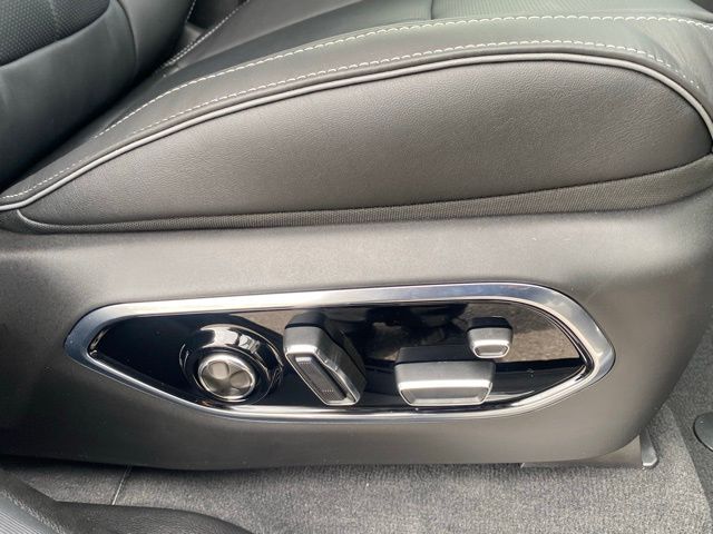 new 2025 Jeep Grand Cherokee car, priced at $52,418