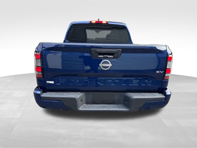 2022 Nissan Frontier SV 8