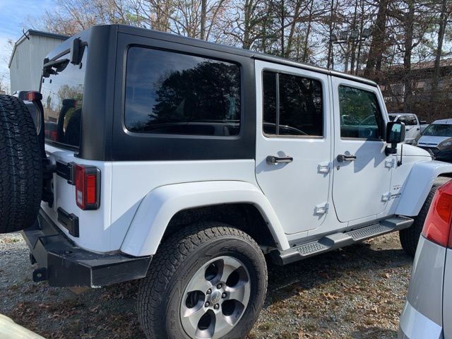 2016 Jeep Wrangler Unlimited Sahara 5