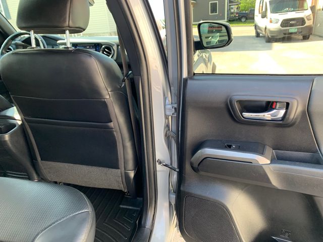 Used 2018 Toyota Tacoma Truck