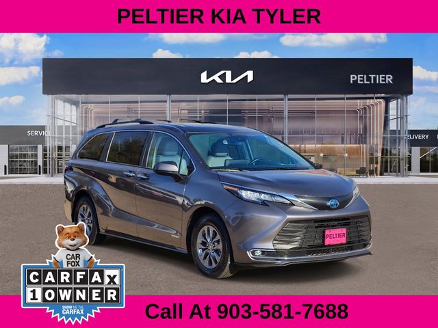 2021 Toyota Sienna XLE 7-Passenger FWD