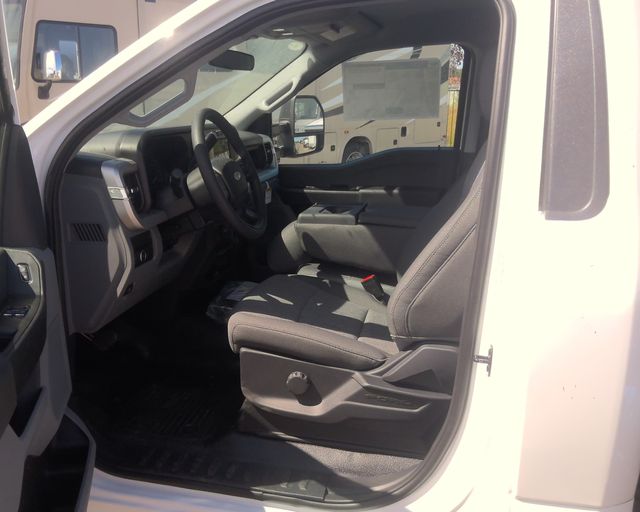 New 2026 Oxford White Ford XL image 10