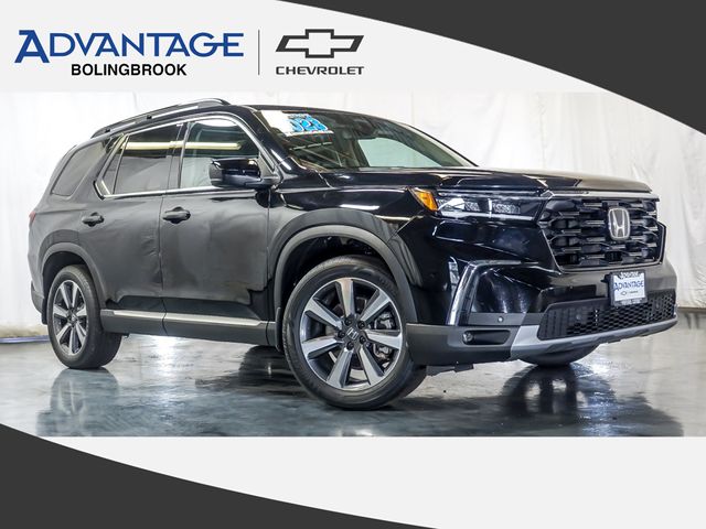 Crystal Black Pearl 2023 Honda Pilot Touring AWD SUV / Crossover All-Wheel Drive Automatic