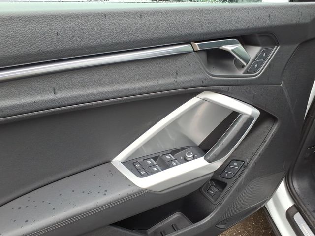 2022 Audi Q3 - Image 11