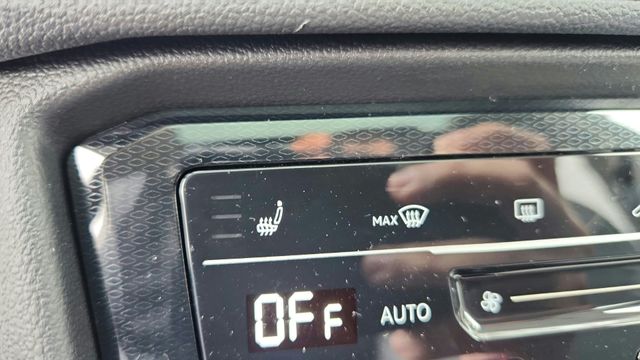 2025 Volkswagen Taos