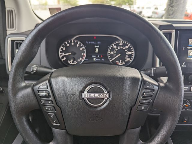 2025 Nissan Frontier SV photo