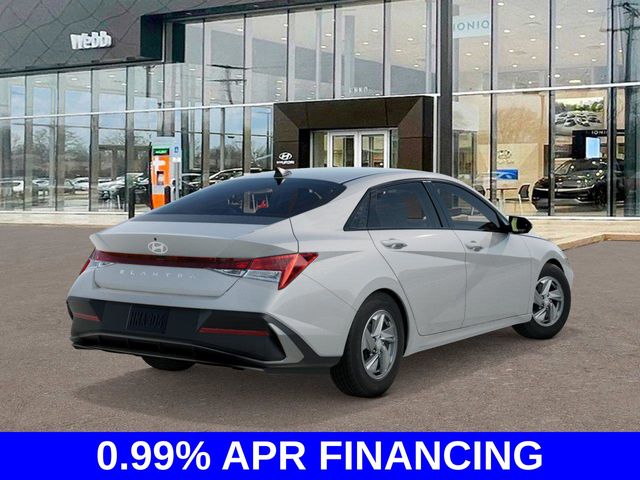 New 2026 White Hyundai SE image 4