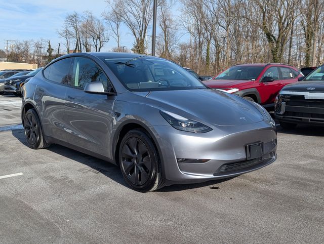 2025 Tesla Model Y Long Range AWD
