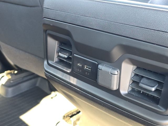 2022 Chevrolet Silverado 1500 LTD RST:44327A