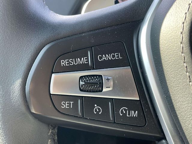 Used 2023 Black BMW xDrive40i image 19