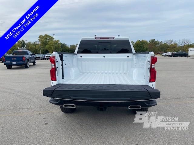 2025 Chevrolet Silverado 1500 LT Trail Boss 18