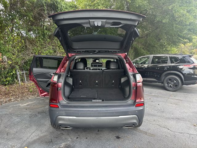 Used 2019 Red Jeep Limited image 12